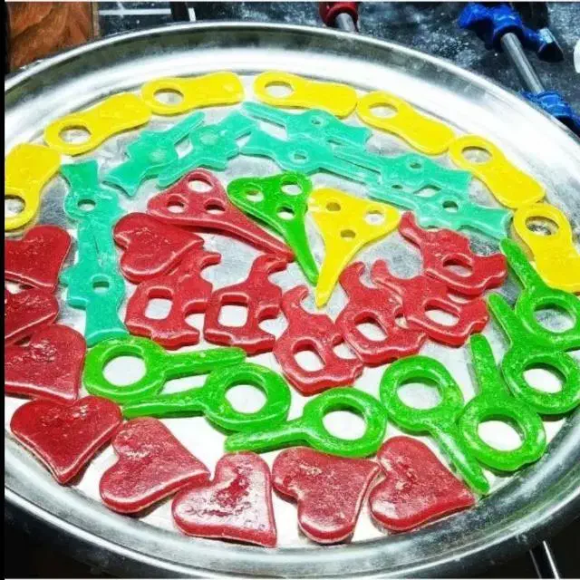 آبنبات آبی دهه شصتی|خوردنی و آشامیدنی|شیراز, شیخ علی چوپان|دیوار