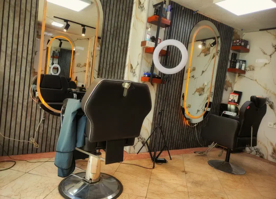 ارایشگر ماهر اجاره صندلی و درصدی|استخدام درمانی، زیبایی، بهداشتی|تهران, میدان ولیعصر|دیوار