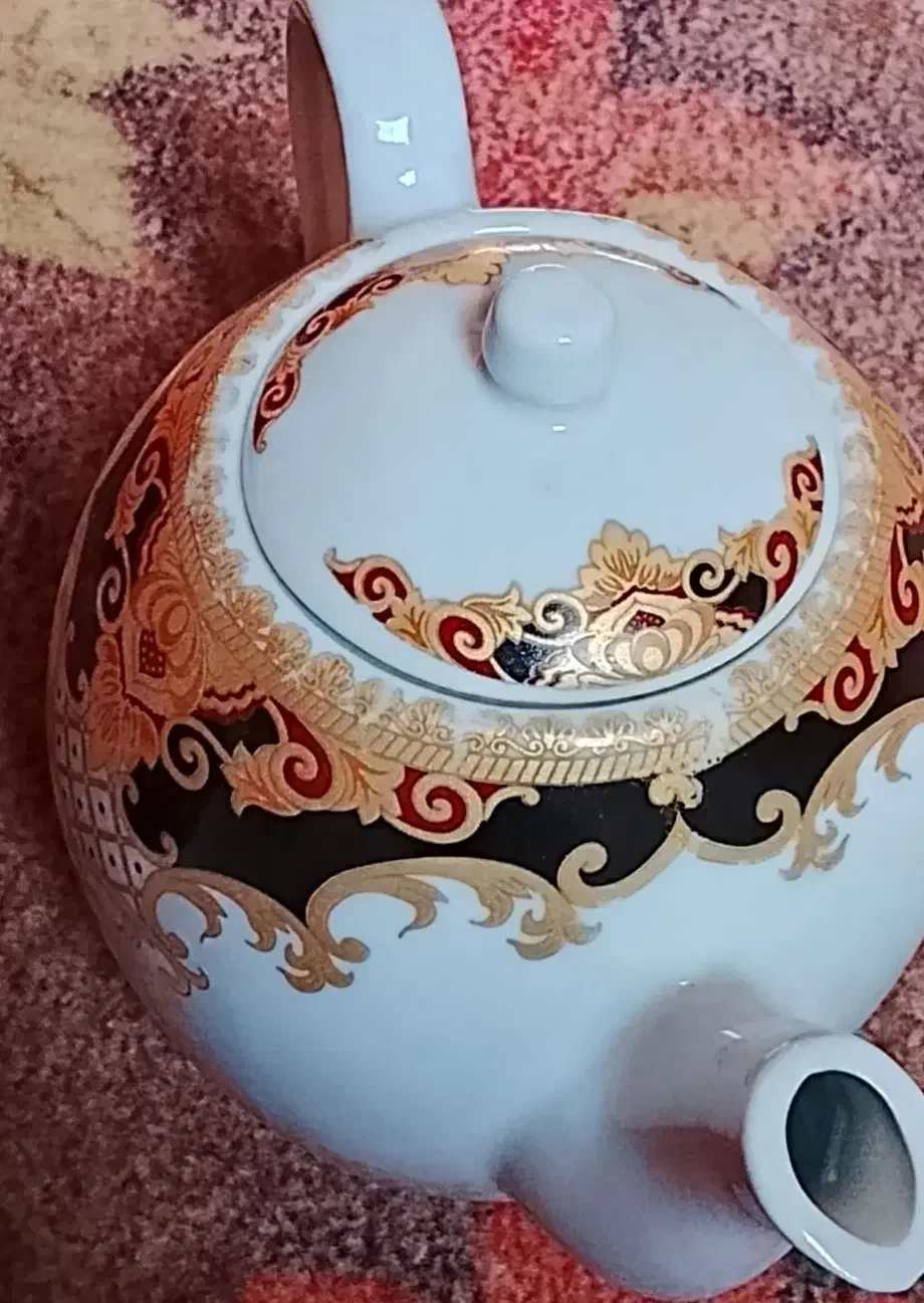 قوری|قوری، کتری، قهوهساز دستی|زهک, |دیوار