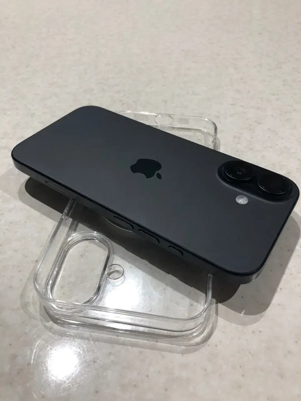 ایفون ۱۶ نرمال|موبایل|تهران, شهرک آزادی|دیوار