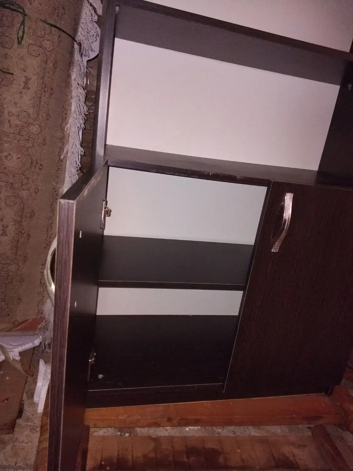 کتابخانه کمد دار|کتابخانه، شلف، قفسههای دیواری|رشت, معلم|دیوار