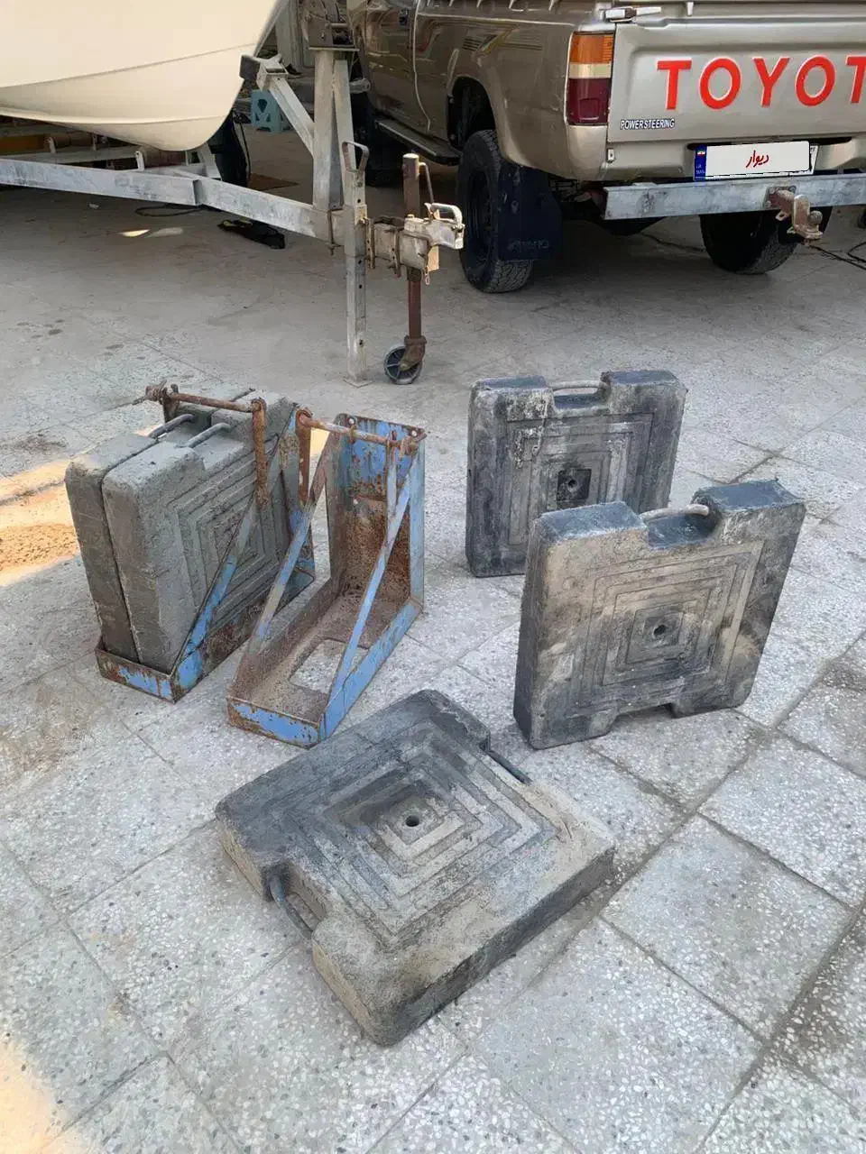 زیر جکی و قلاب جرثقیل|خودرو سنگین|شیراز, آبیاری|دیوار