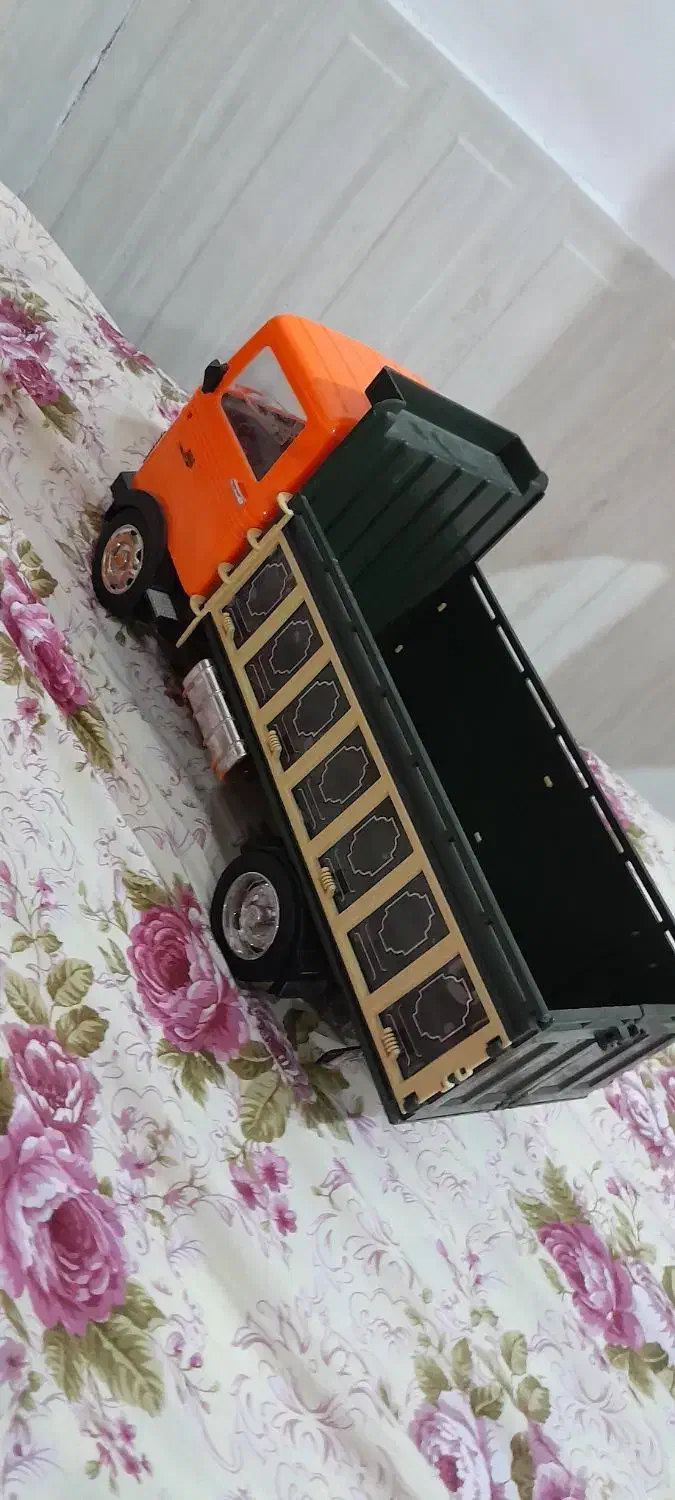 اسباببازیخاوربزرگ|اسباببازی|اردبیل, |دیوار