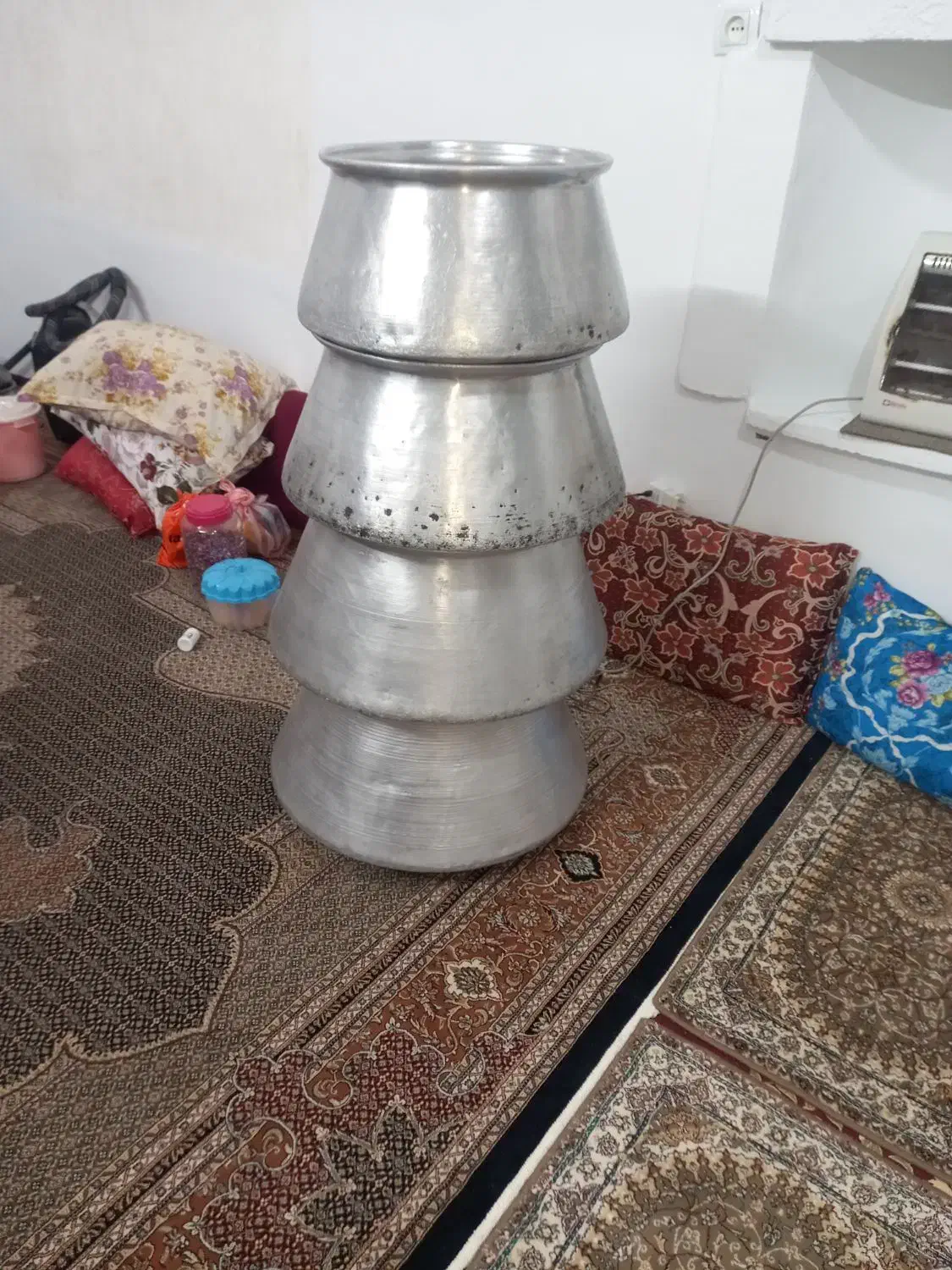 دیگ روحی|ظروف پختوپز|ایجرود, |دیوار