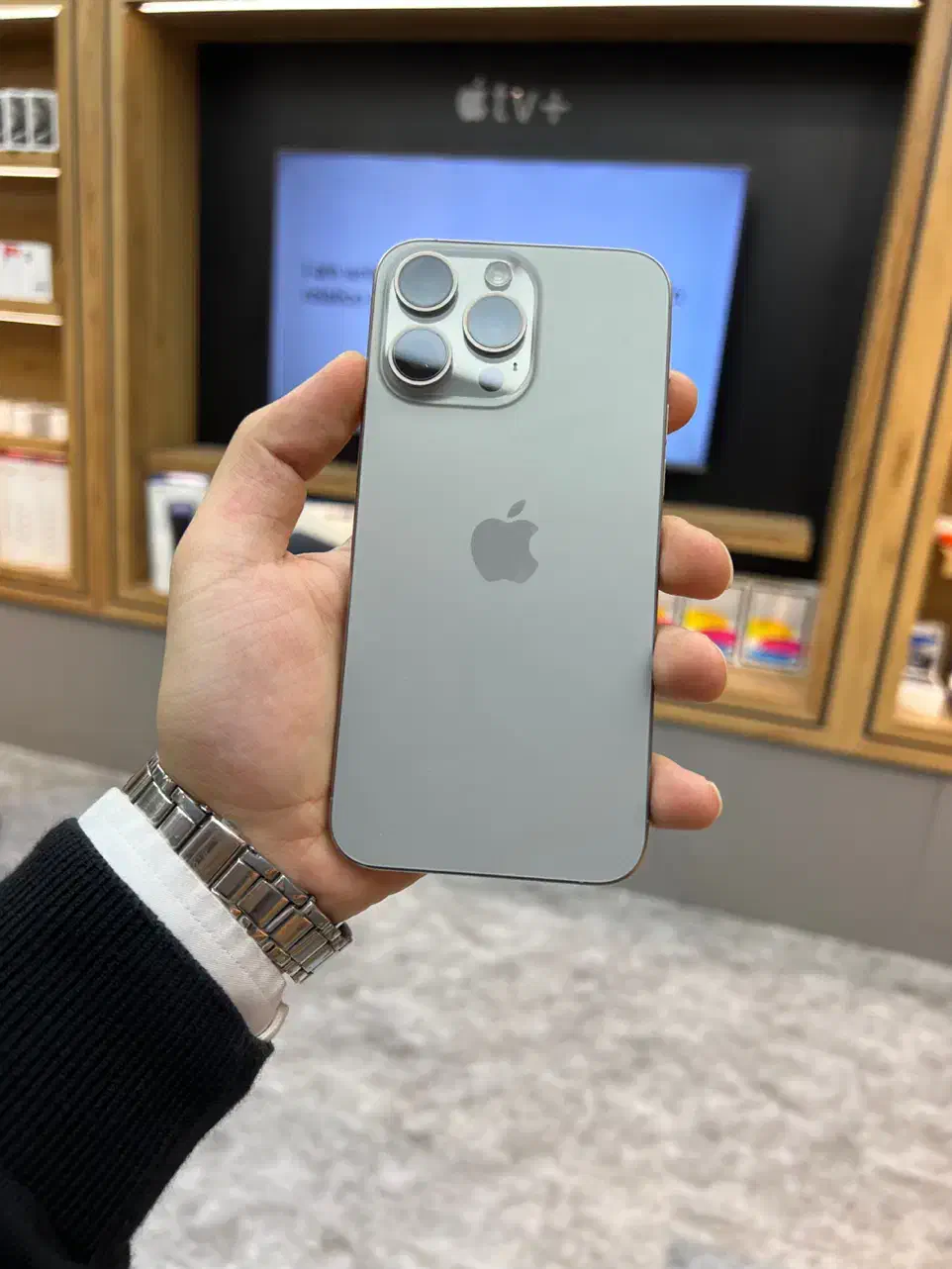 iphone 15 promax با حافظه 256 گیگابایت|موبایل|مشهد, احمدآباد|دیوار