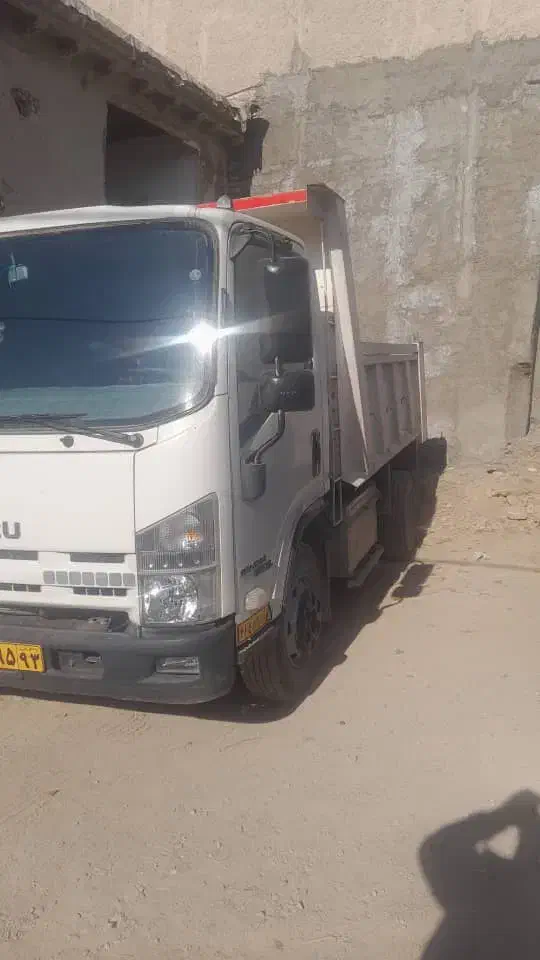 ایسوزو|خودرو سنگین|آبسرد, |دیوار