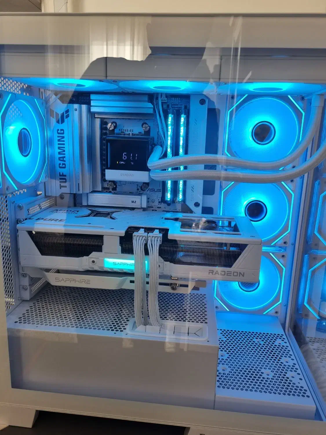 کیس و مانیتور گیمینگ حرفه‌ای|رایانه رومیزی|قم, باغ کرباسی|دیوار