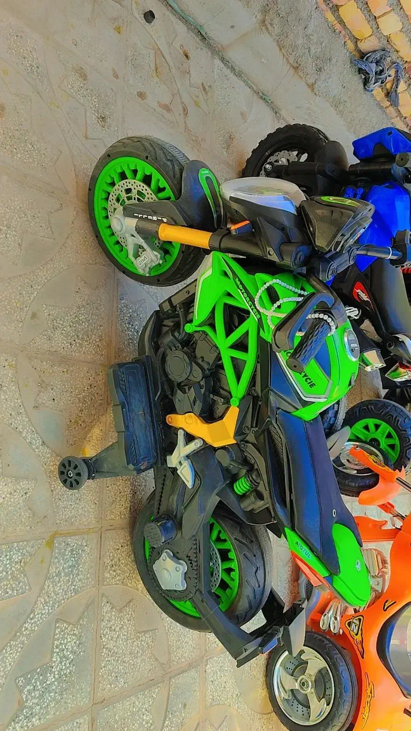 موتور شارژی و ماشین شارژی|اسباببازی بچه|خواف, |دیوار