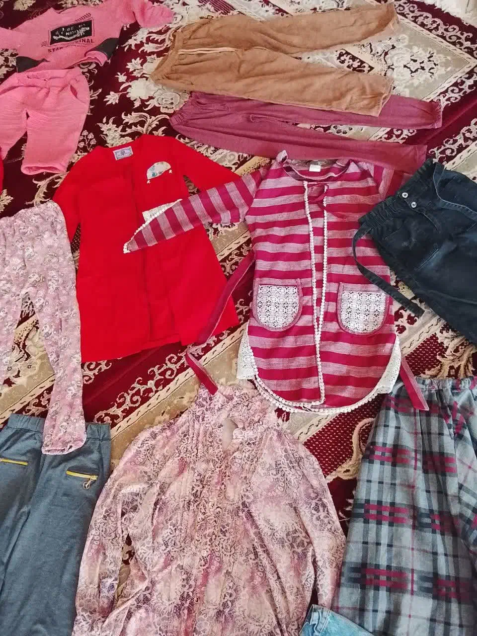 مقداری وسیله دوتا پلاستیک فروش میرسد  مخلوط|حراج|لردگان, |دیوار