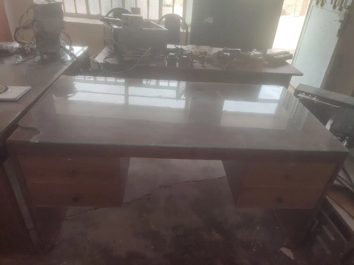 میز تحریر|دفتر کار|مسجد سلیمان, |دیوار