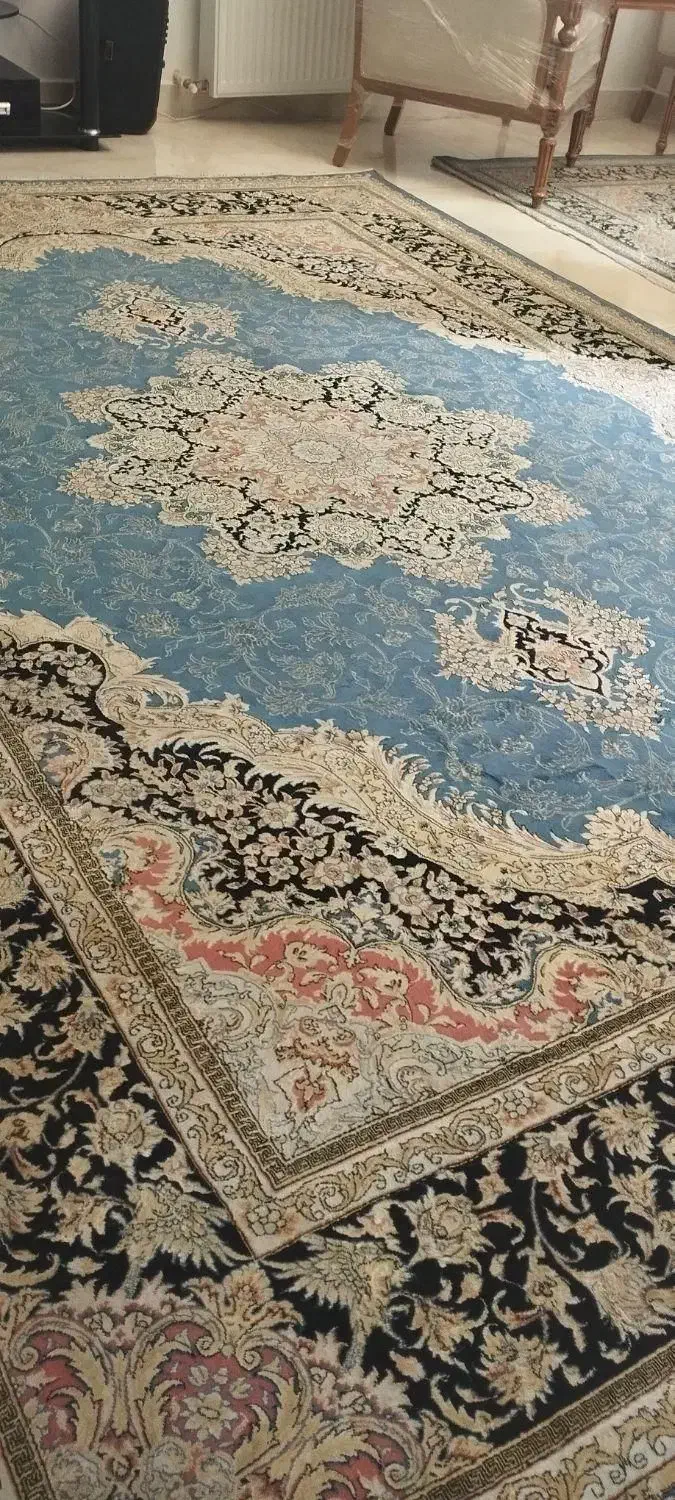 ۲عدد فرش ماشینی فرهی با تراکم بالا و نخ  ابریشم|فرش|گرمدره, |دیوار