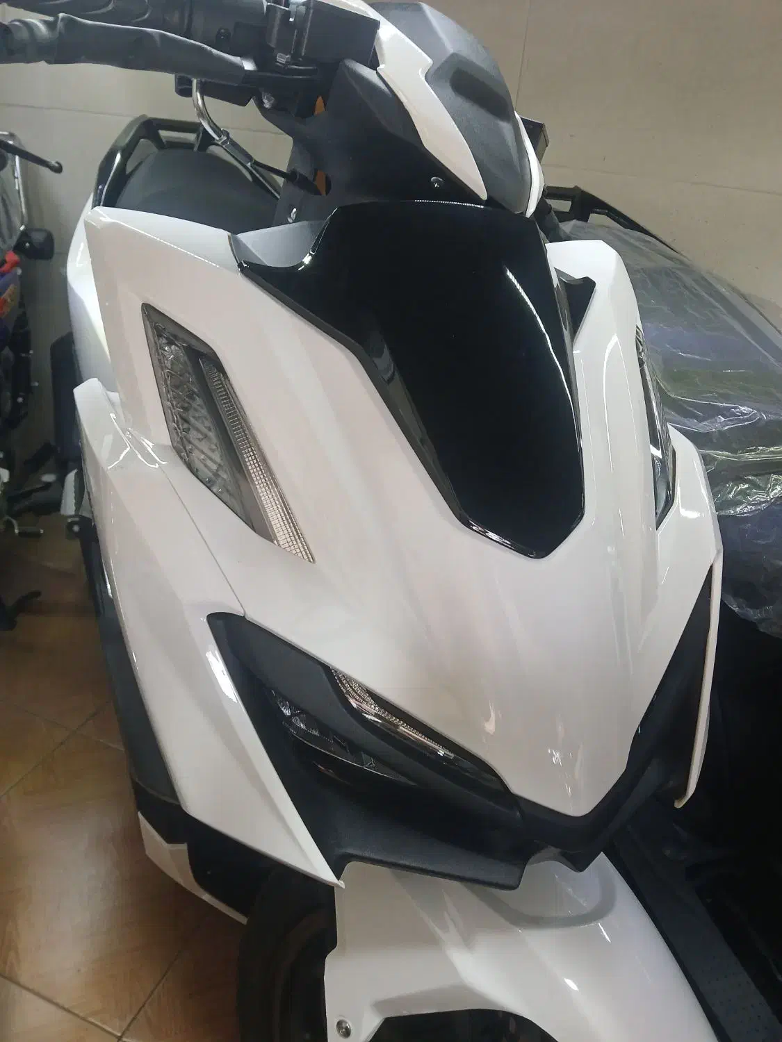 کیلیک ۱۶۰ آب خنک ای بی اس۴۰۴ صفر کیلومتر|موتورسیکلت|تهران, سبلان (لشگر)|دیوار