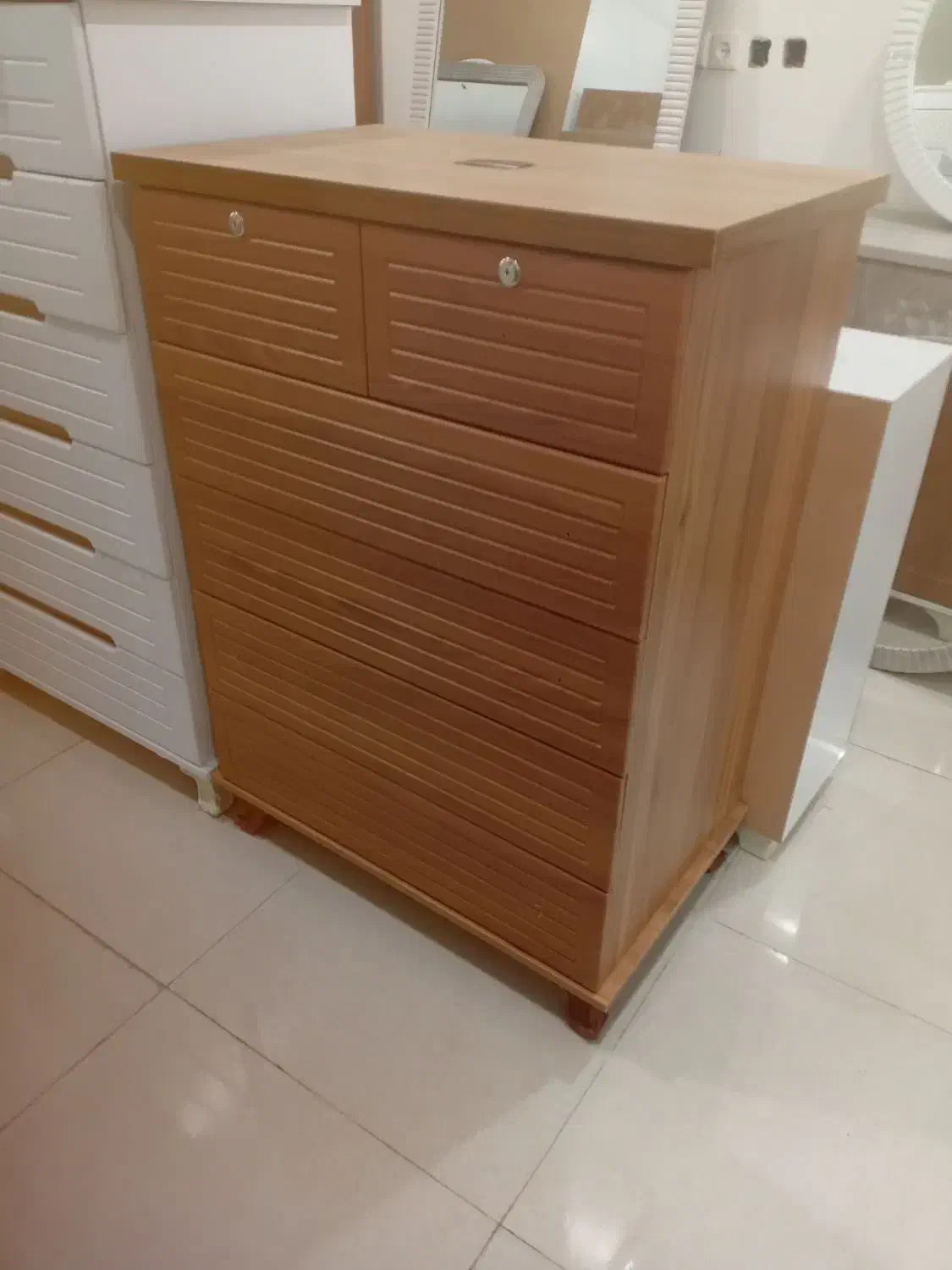 دراور|جاکفشی، کمد، دراور|شوشتر, |دیوار