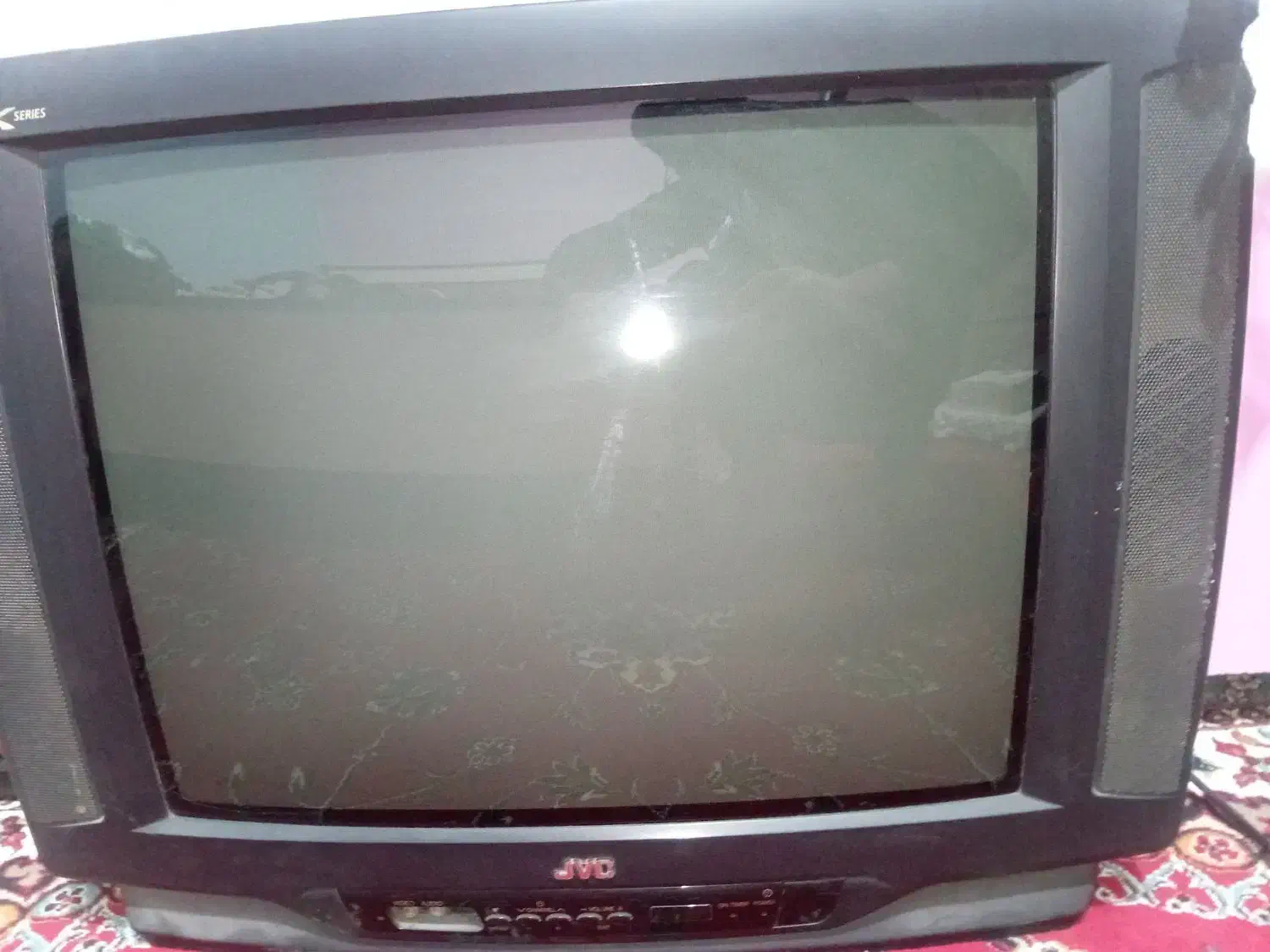 تلویزیون jvc بهمراه گیرنده دیجیتال|تلویزیون و پروژکتور|اصفهان, جلفا|دیوار