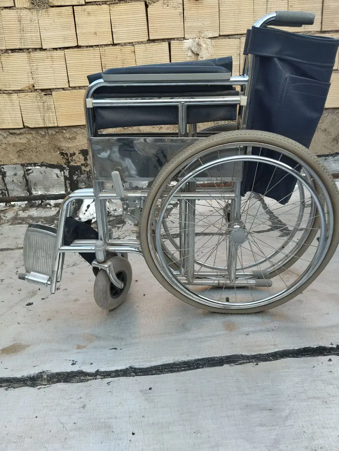 ویلچر در حد نو|آرایشی، بهداشتی، درمانی|اصفهان, باتون|دیوار