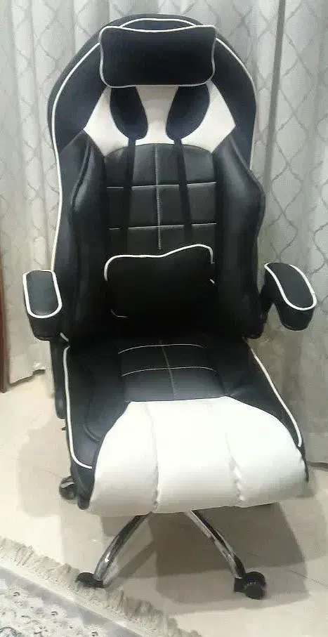 صندلی گیمینگ نو|صندلی و نیمکت|پرند, فاز ۳|دیوار