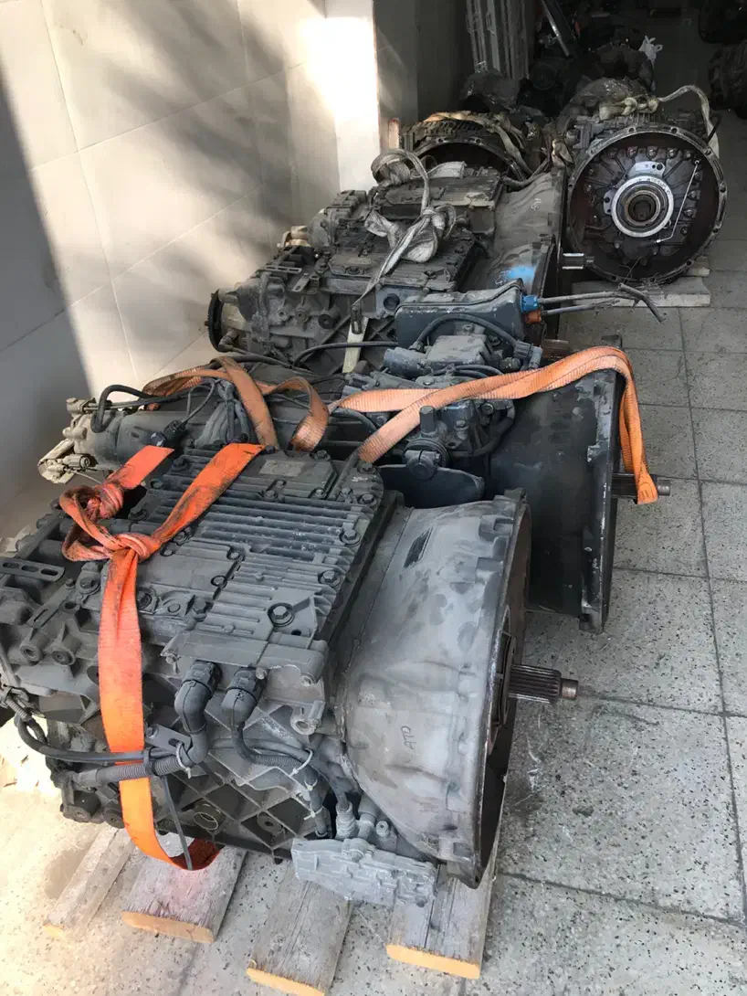 استوک لوازم سنگین کامیون ولوو|قطعات یدکی و لوازم جانبی|بندر گناوه, |دیوار