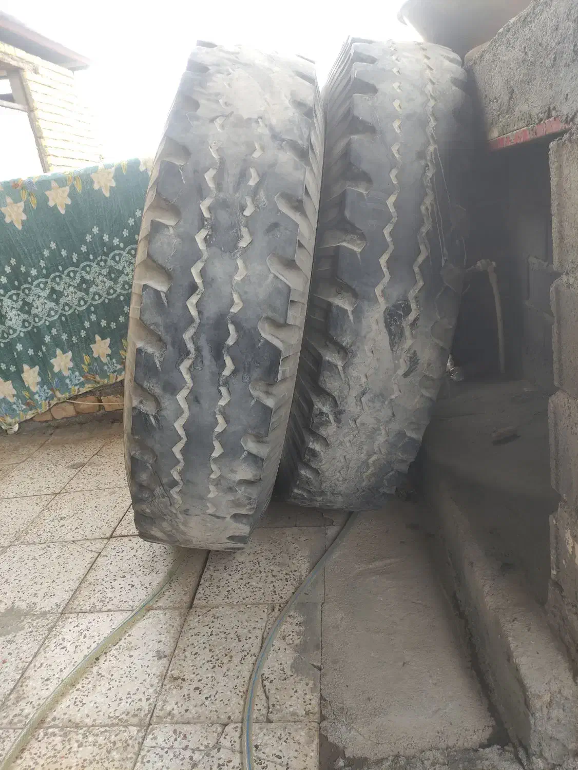 یک جفت لاستیک دنا|قطعات یدکی و لوازم جانبی|شیروان (خراسان), |دیوار