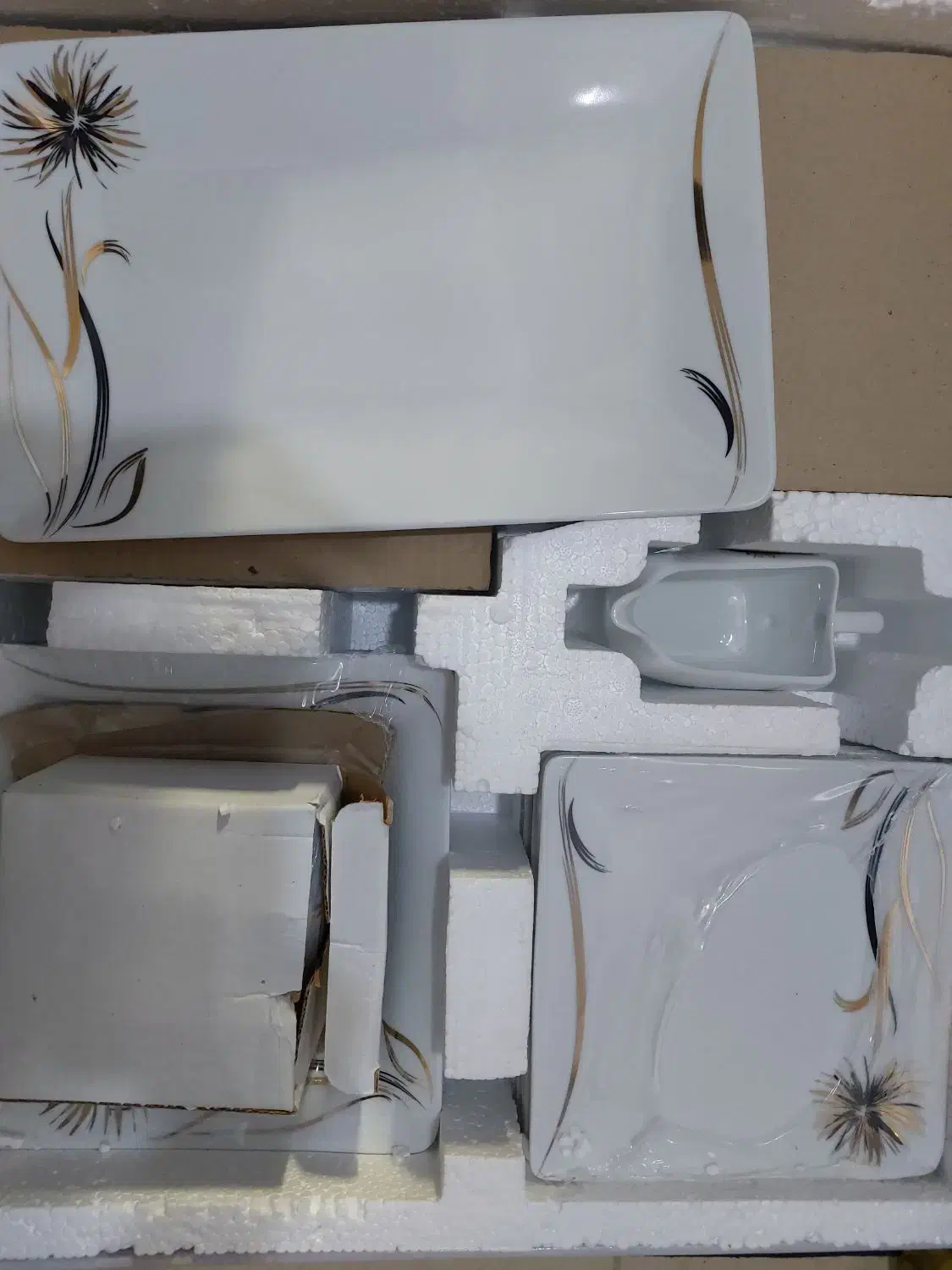 سرویس شش نفره|ظروف سرو و پذیرایی|پارسیان, |دیوار