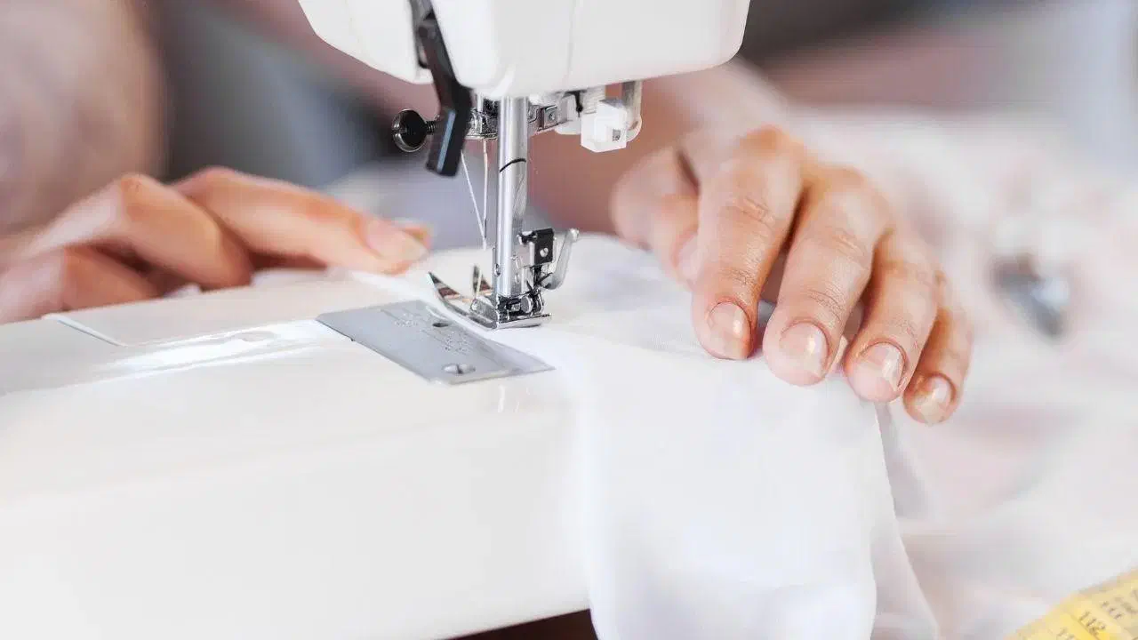 استخدام چرخکار حرفه ای جهت دوخت شلوار و اتوکار|استخدام صنعتی، فنی، مهندسی|شیراز, میانرود|دیوار