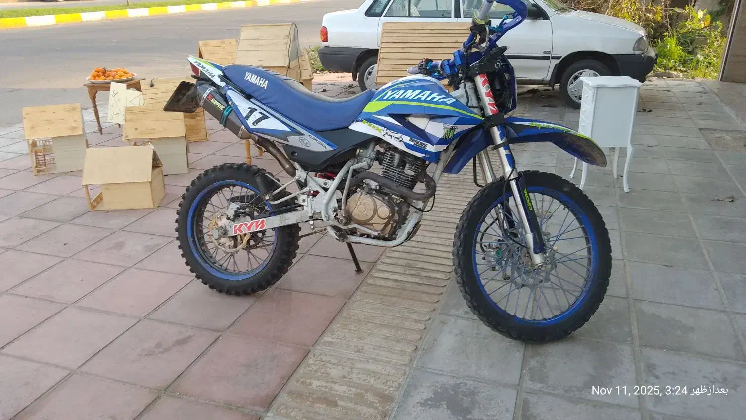 موتور تریل|موتورسیکلت|سنگر, |دیوار