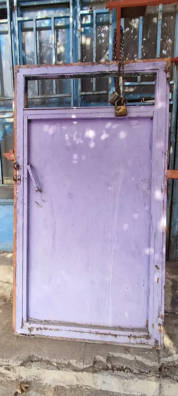 در اهنی دسته دوم|مصالح و تجهیزات ساختمان|چرداول, |دیوار