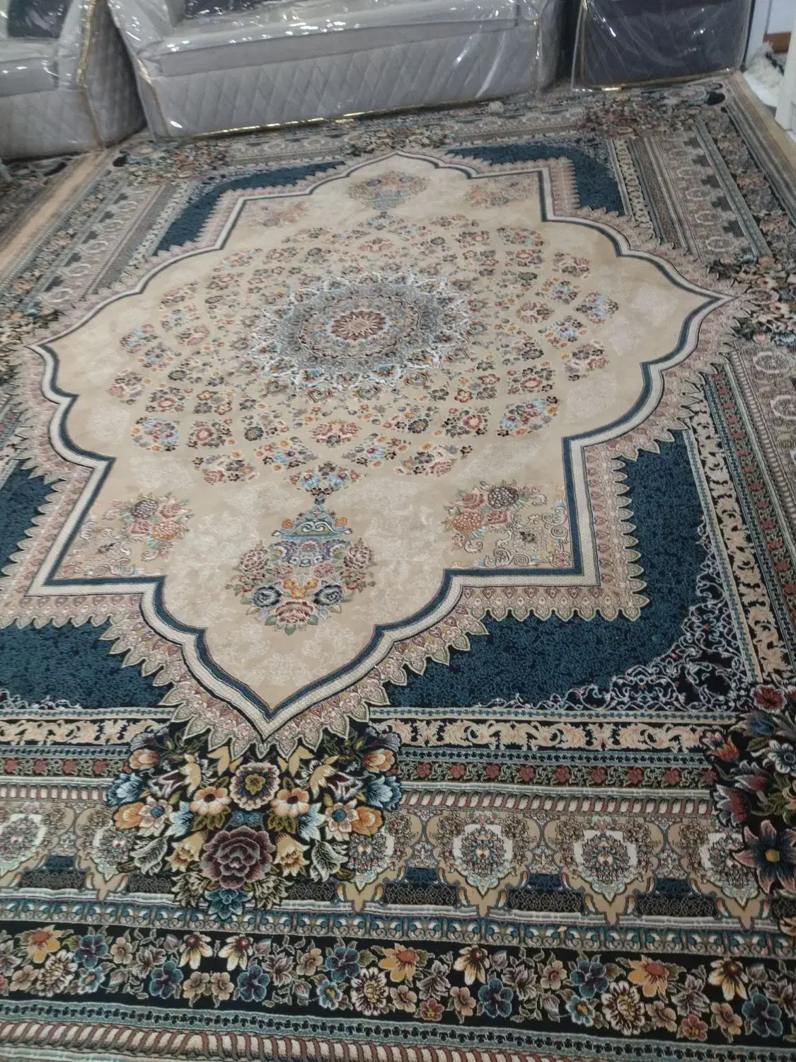 فروش 12متری|فرش|بیرجند, |دیوار