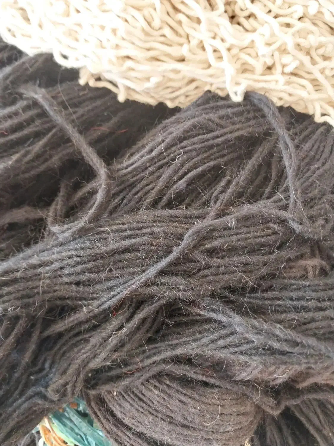 خامه فرش اهر|لوازم خیاطی و بافتنی|اهر, |دیوار