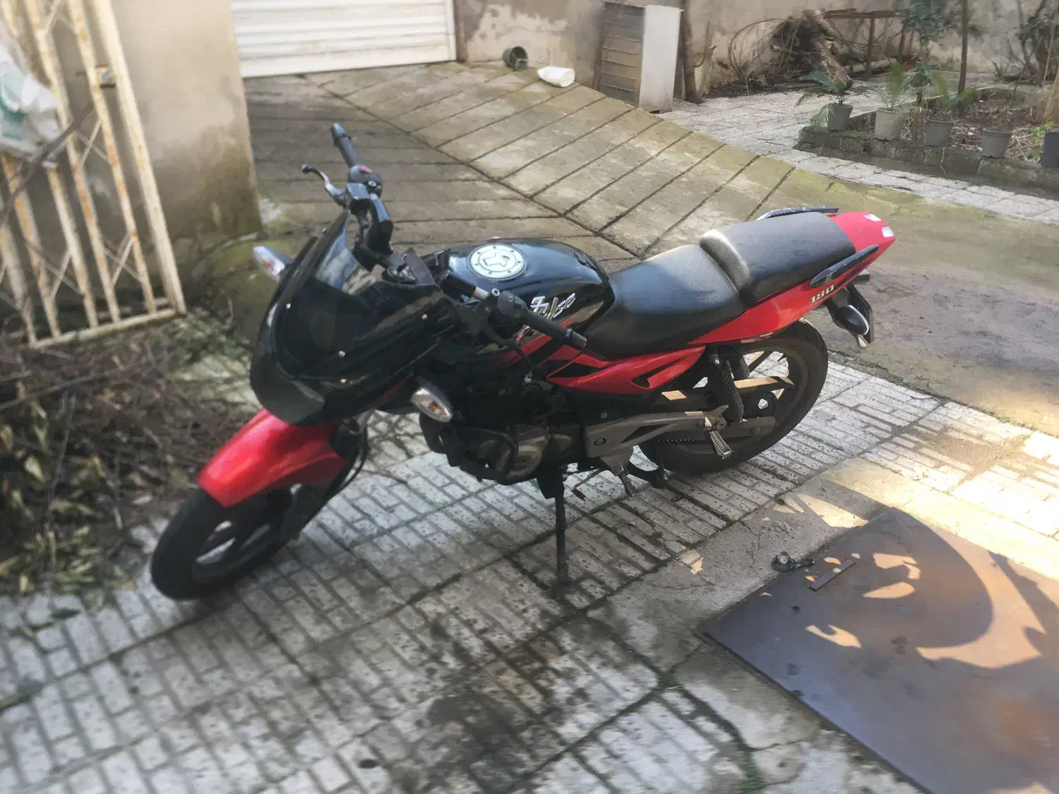 باجاج پالس ۱۸۰ مدل ۹۵ سلامت|موتورسیکلت|رشت, رشتیان|دیوار