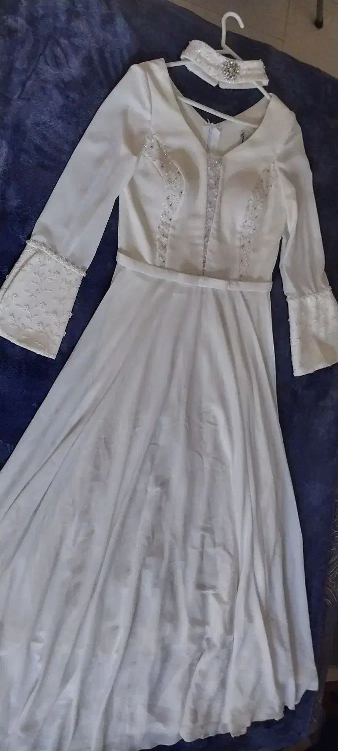 لباس عروس|لباس|رودهن, |دیوار