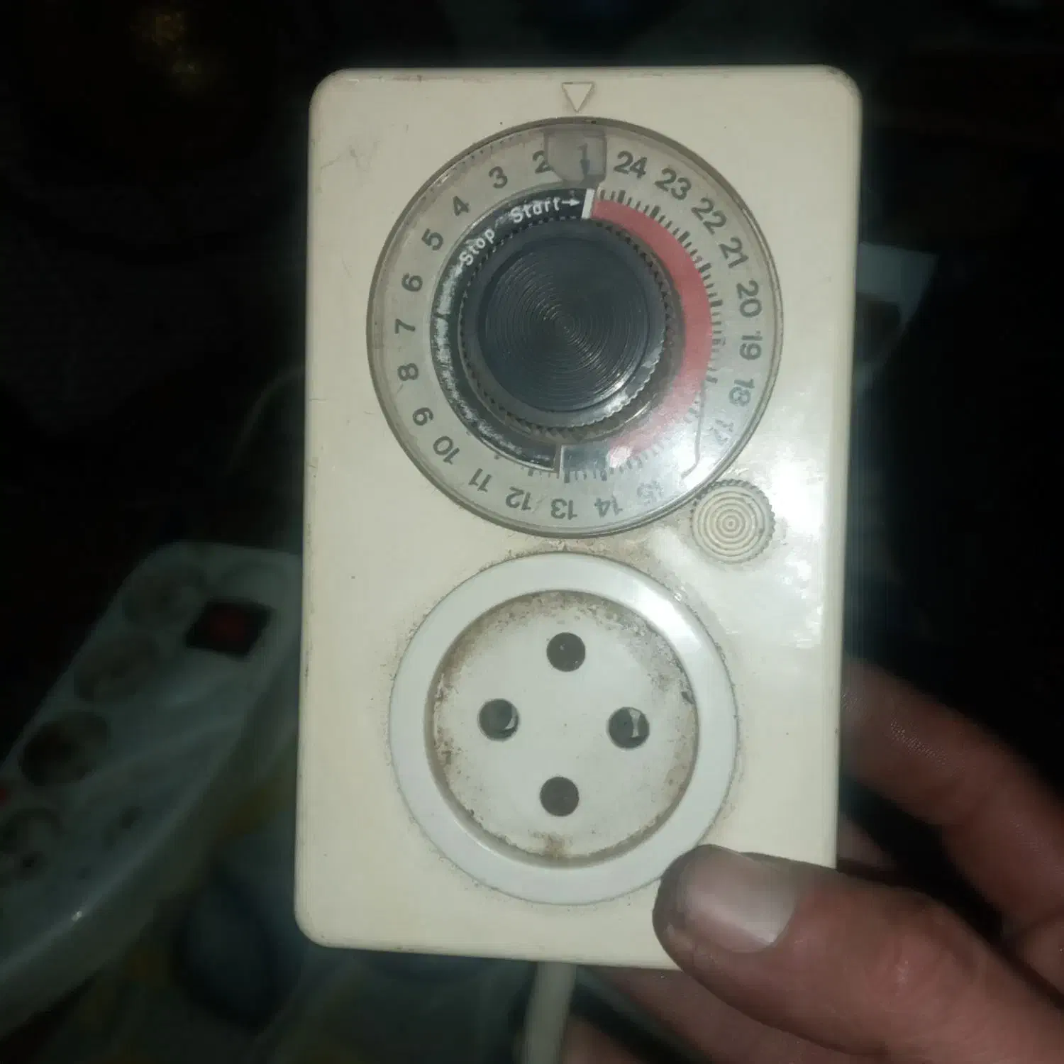 پریزتایمردار|ابزارآلات|قم, شهرک امام حسن|دیوار