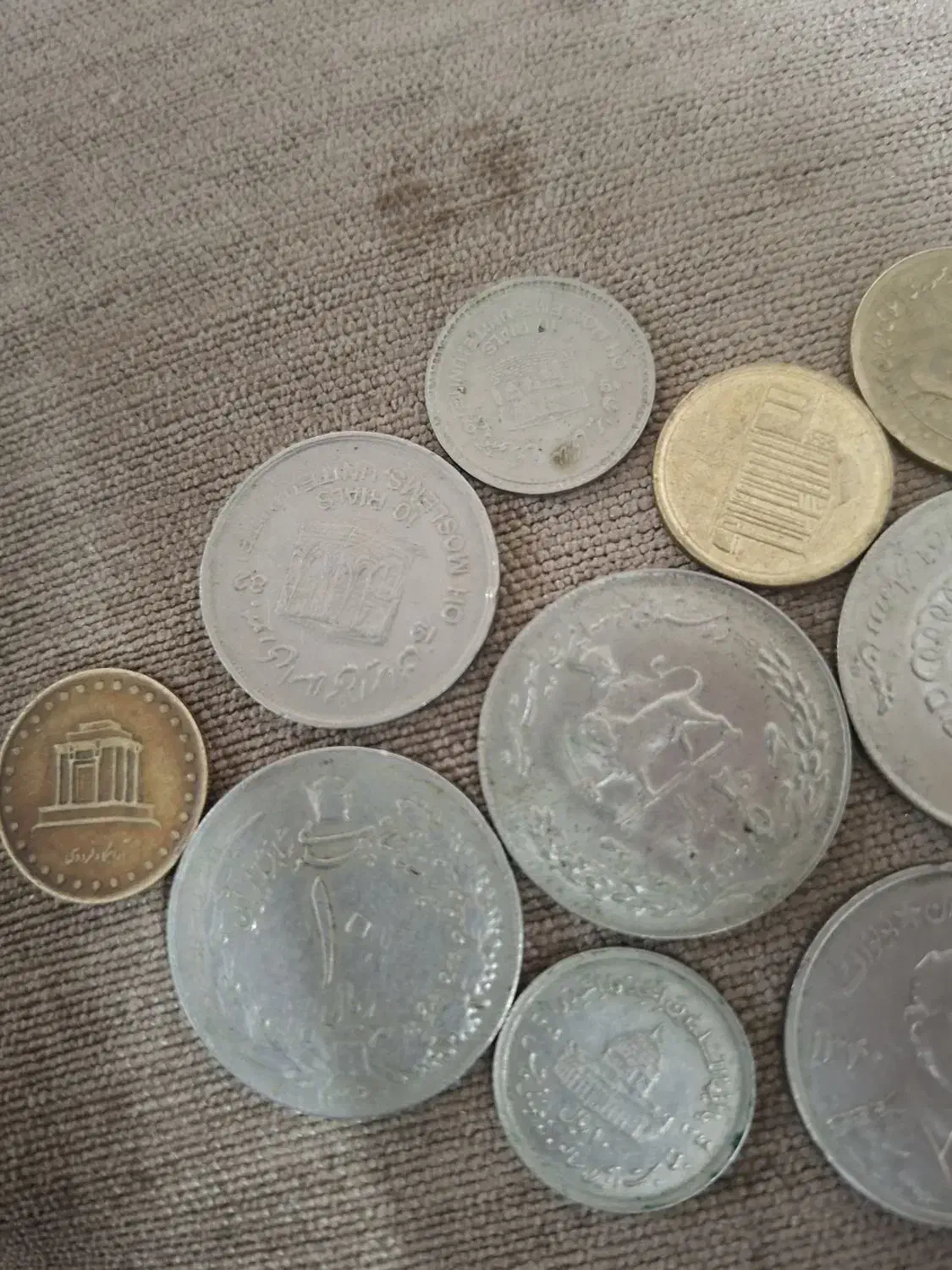 سکه دوره پهلوی|کلکسیون سکه، تمبر، اسکناس|گنبد کاووس, |دیوار