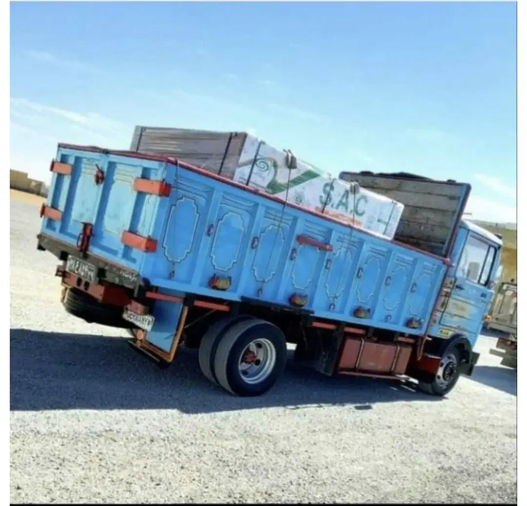 خاور روباز دارم دنبال باربرگشتی ازقشم به سمت تهران|خدمات حمل و نقل|قشم, |دیوار