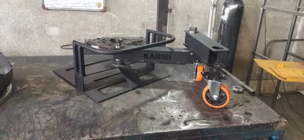 باربر صندلی باربر برقی و سینی گرد و مربع|آرایشگاه و سالن‌های زیبایی|رباط‌کریم, شهرک صنعتی ده‌حسن|دیوار