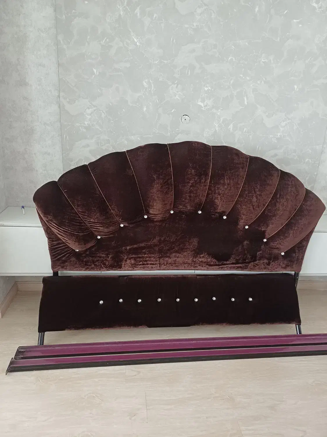 تخت دونفره فلزی|تخت و سرویس خواب|اردبیل, |دیوار