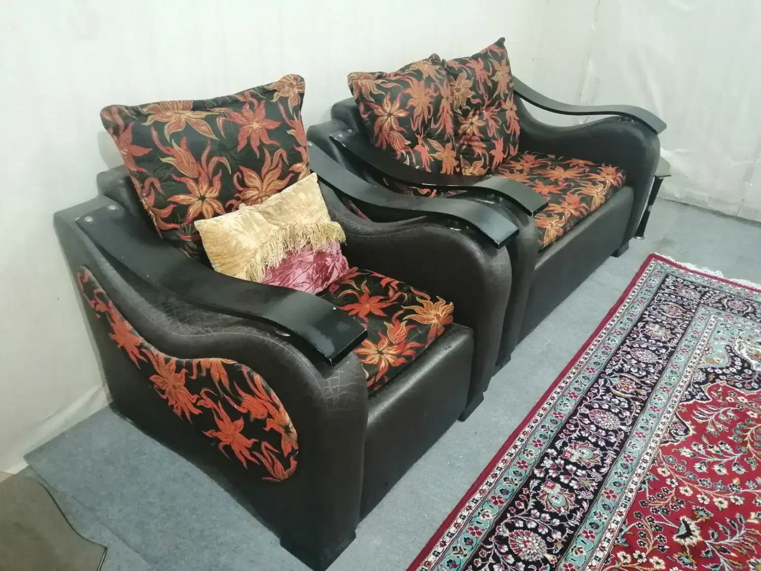 مبل۷فره چرمی|مبلمان خانگی و میز عسلی|بوشهر, |دیوار