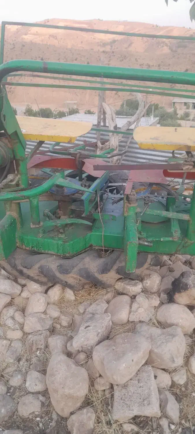 دروگر گندم چین یا همون گندم بر|ماشین‌آلات صنعتی|سپیدان, |دیوار