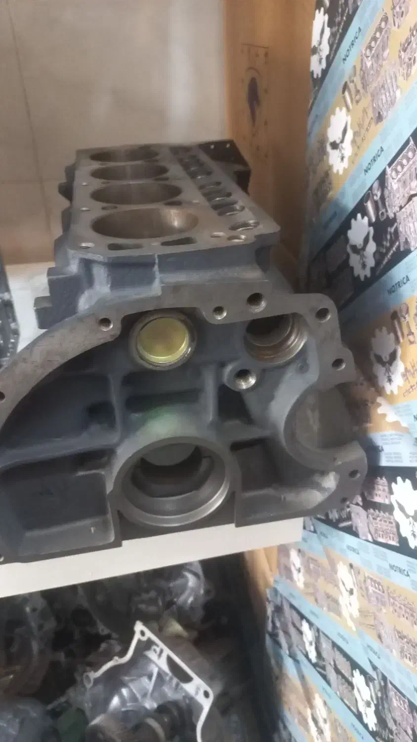 موتور روا پیکان نیم موتور اریسان|قطعات یدکی و لوازم جانبی|اصفهان, رسالت|دیوار