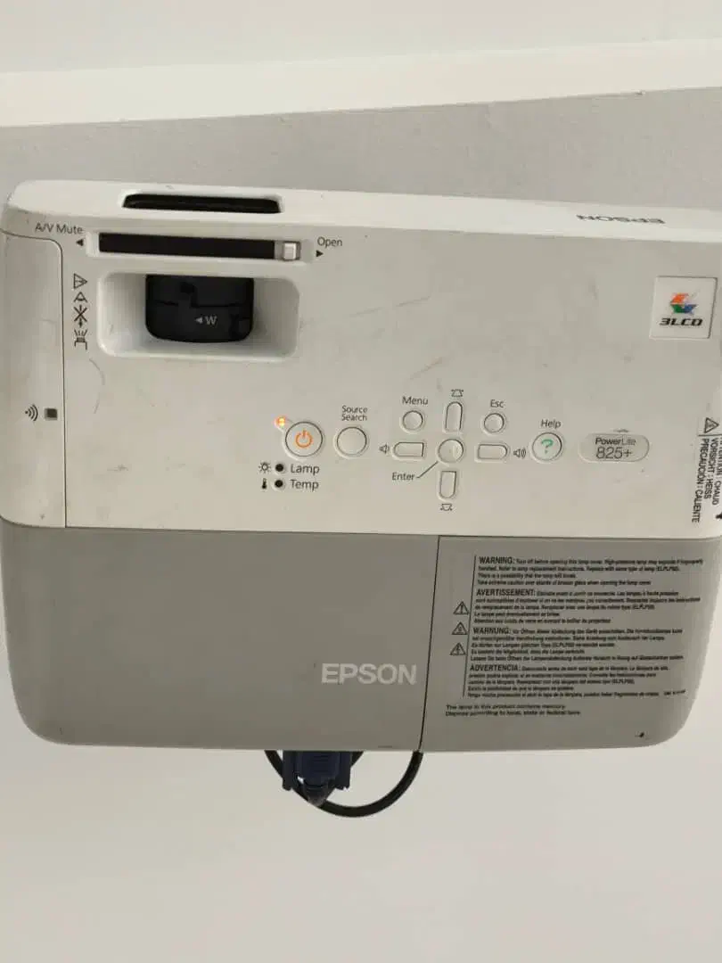 ویدیو پروژکتور Epson lite825+|تلویزیون و پروژکتور|تهران, مروارید شهر|دیوار