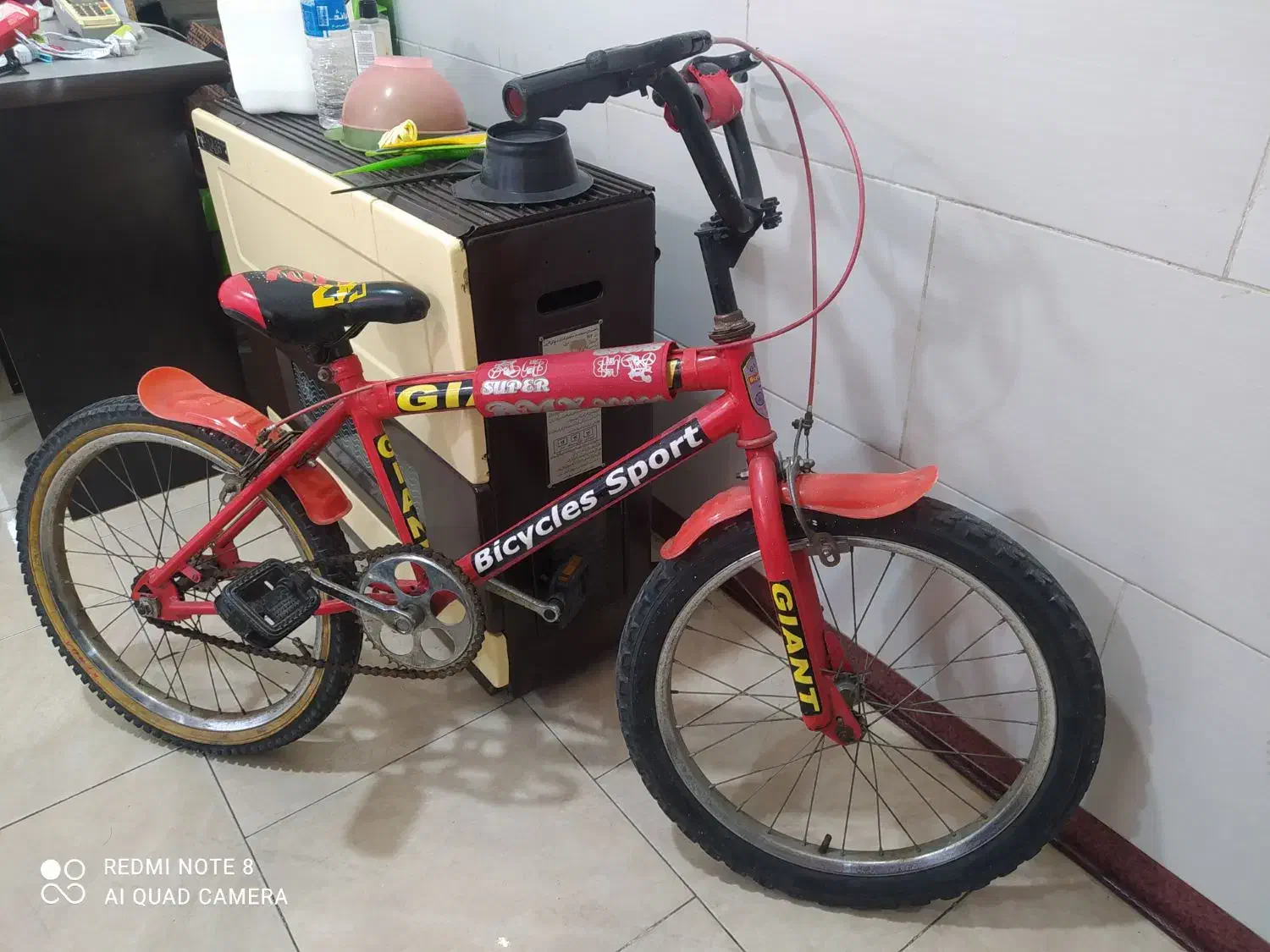 دوچرخه|دوچرخه، اسکیت، اسکوتر|رشت, کوی فکوری|دیوار