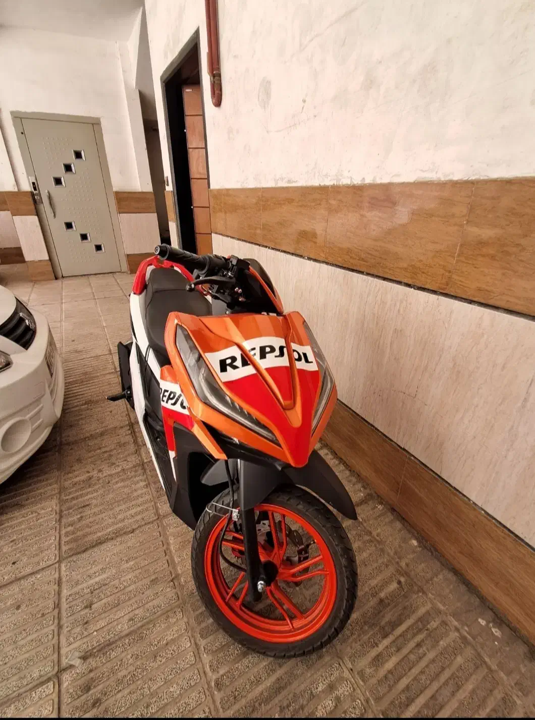 کلیک گلکسی رپسول|موتورسیکلت|مشهد, کوه سنگی|دیوار