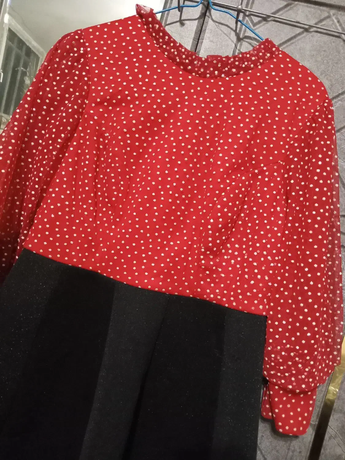 لباس مجلسی|لباس|مشهد, شهید علی محمدی|دیوار