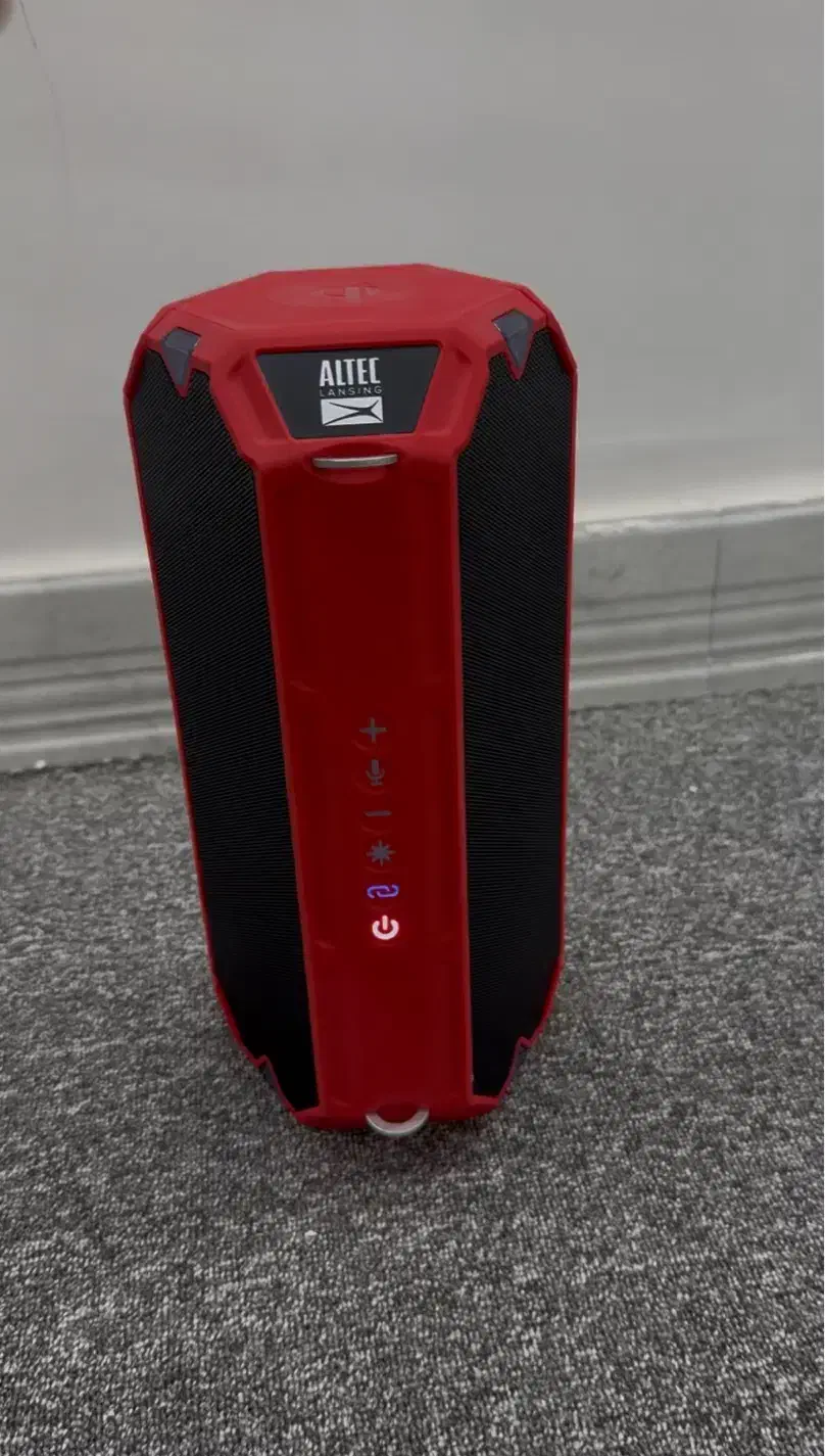 اسپیکر بلوتوث ضدآب Altec HydraShock|پخش‌کننده همراه|تهران, امیرآباد|دیوار