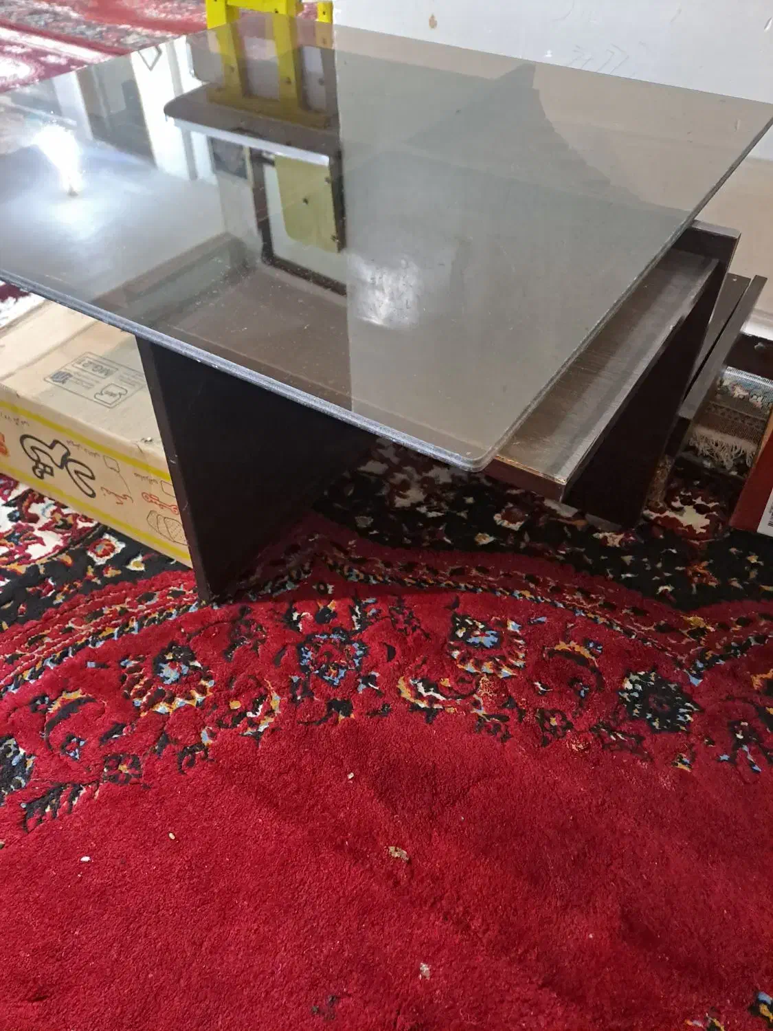 یک عددمیزجلومبلی باگل میزاش|مبلمان خانگی و میز عسلی|شوشتر, |دیوار