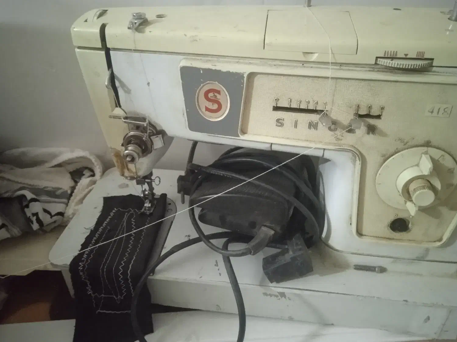 چرخ خیاطی گلدوزی|چرخ خیاطی و ریسندگی|خمینی‌شهر, |دیوار