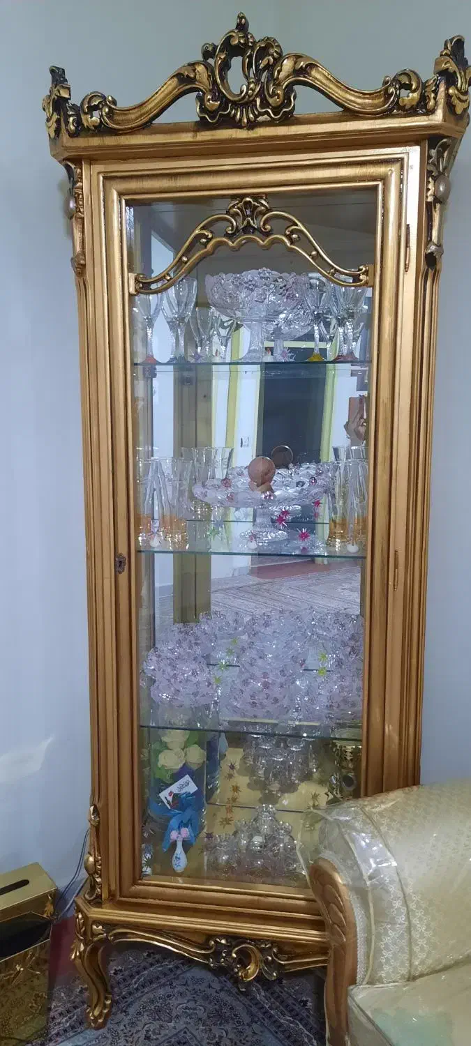 ویترین تمام چوب طلایی|بوفه، ویترین، کنسول|نسیمشهر, |دیوار