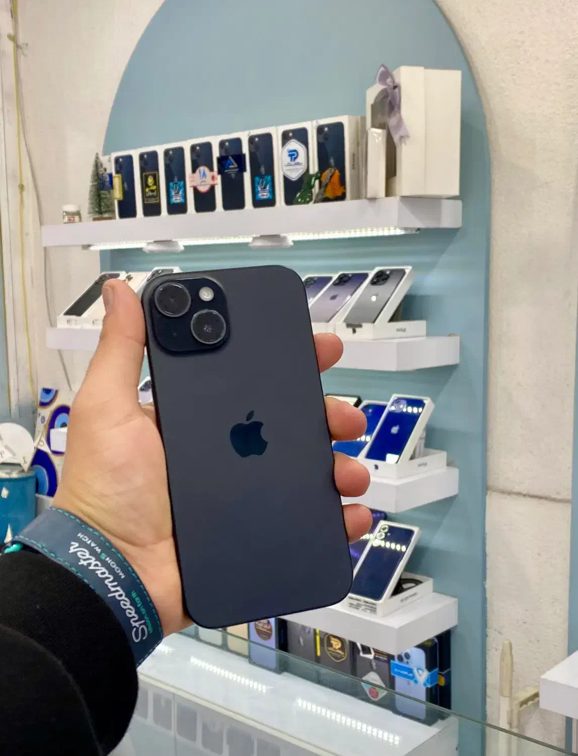 ایفون ۱۵ نرمال|موبایل|گرگان, |دیوار