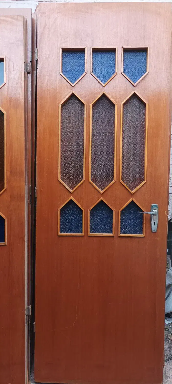 درب چوبی کلاسیک به تعداد ۱۰ لنگه.|مصالح و تجهیزات ساختمان|اهواز, نادری|دیوار