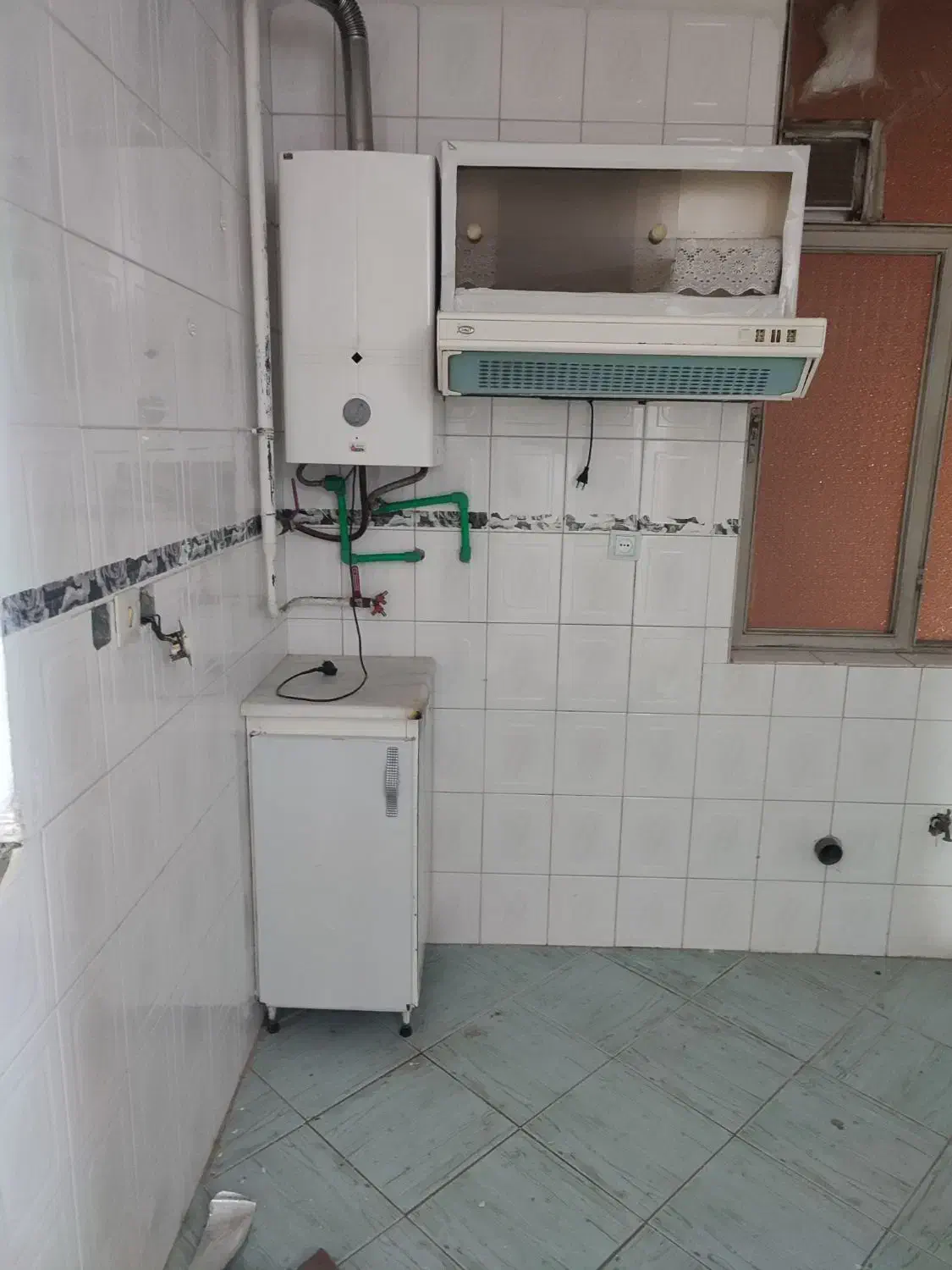 کابینت و هود|آب‌چکان و نظم‌دهنده ظروف|زاهدان, |دیوار