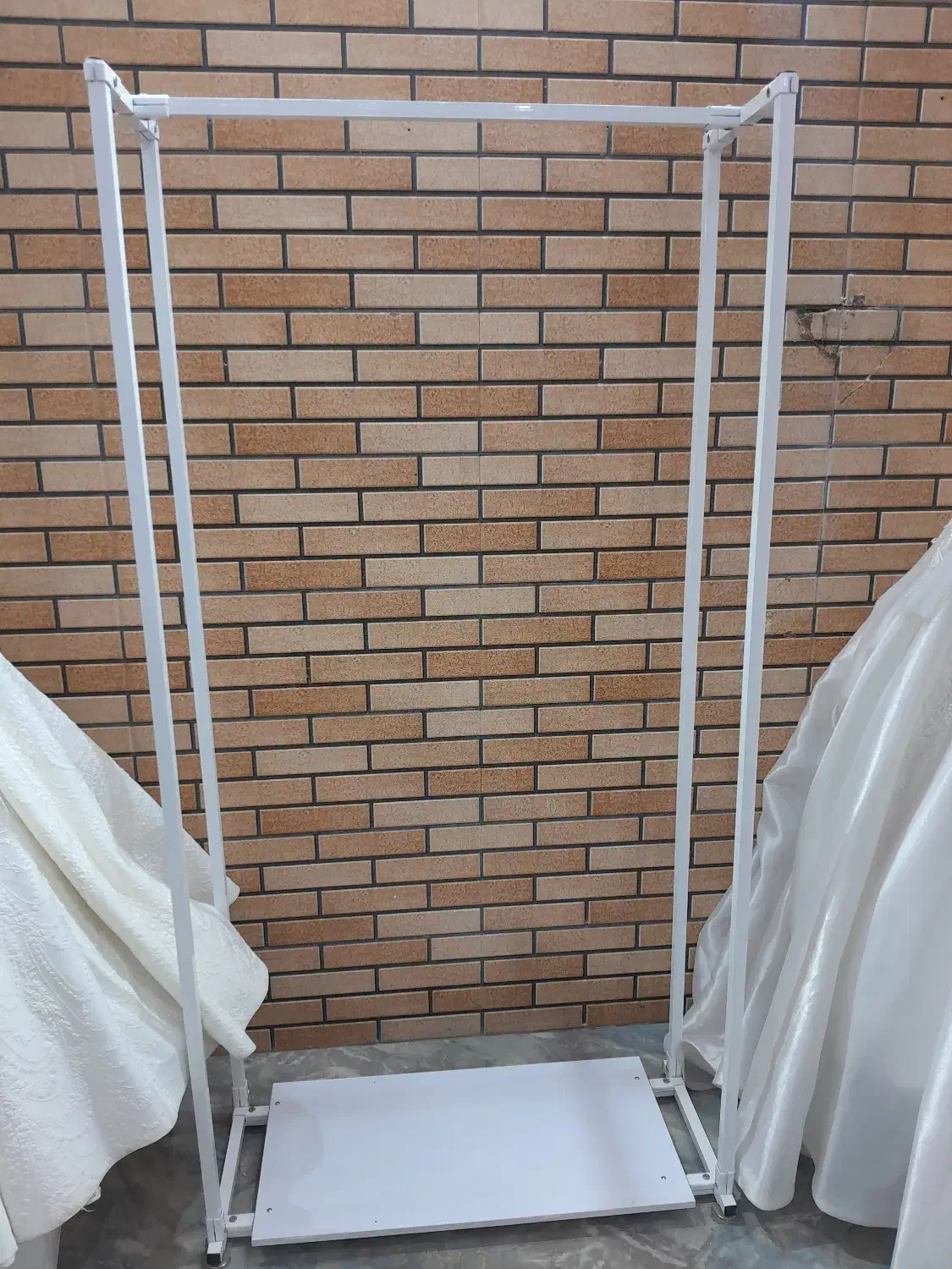 رگال لباس|بندرخت و رخت‌آویز|سنندج, |دیوار